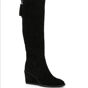 Brand new Antonio Melani wedge boots!